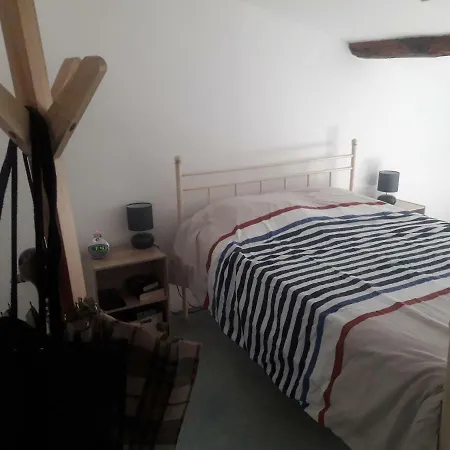 Valence Hyper Centre Apartment